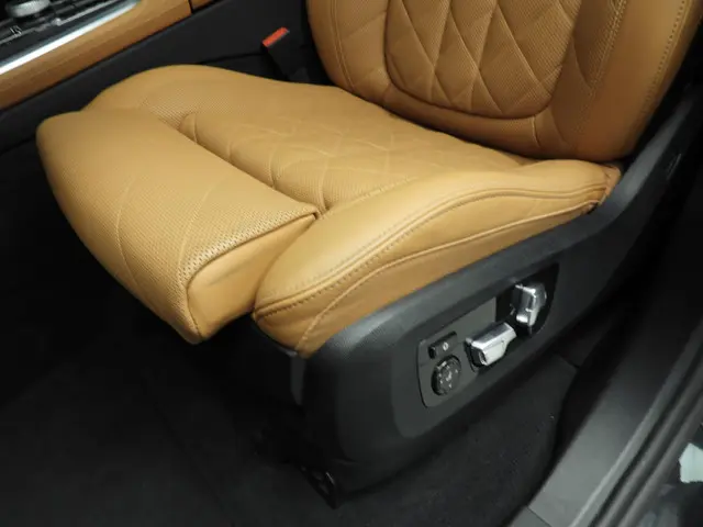 BMW X5 xDrive50e 2024 Hybride Benzine 17