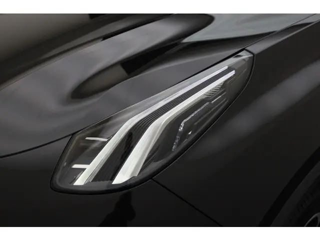 Lynk & Co 01 1.5 2021 Hybride Benzine 25