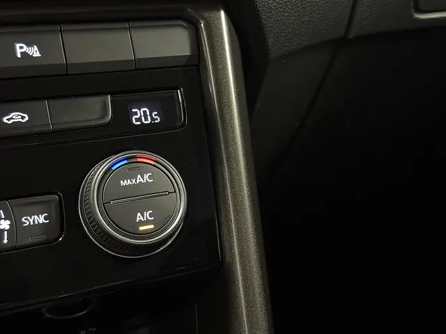 Volkswagen T-Roc 1.5 TSI Sport 2019 Benzine 18