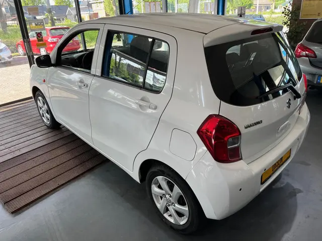 Suzuki Celerio 1.0 Comfort 2016 Benzine 4