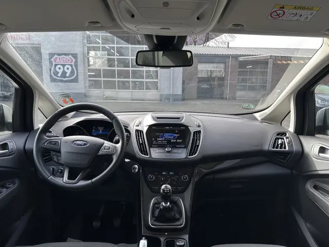 Ford C-MAX 1.5 Titanium 2017 Benzine 15