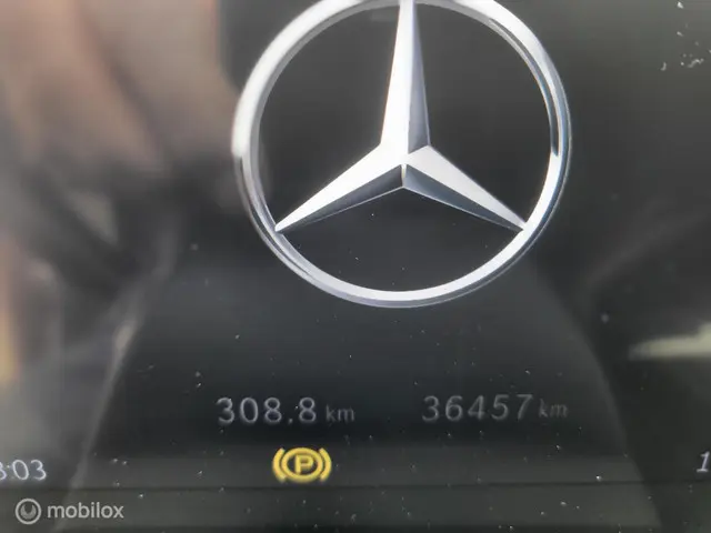 Mercedes-Benz EQE 300 AMG Line 89 kWh 2023 Elektrisch 15