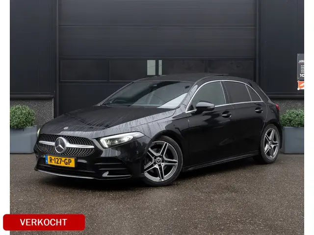 Mercedes-Benz A-Klasse 180 D AMG Pakket | 2018 Diesel