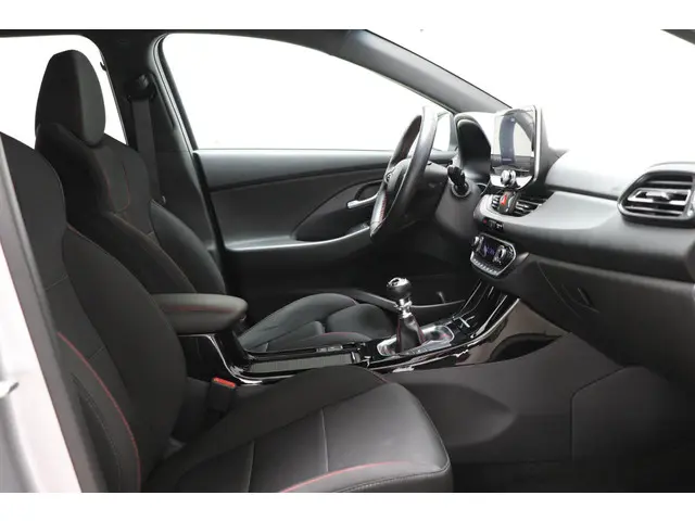 Hyundai i30 1.0 T-GDi MHEV N-line 2024 Hybride Benzine 7