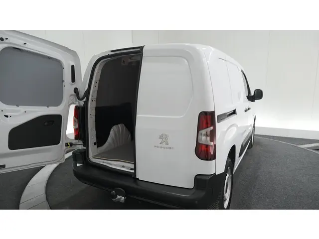 Peugeot Partner 1.5 BlueHDi 100 S&S L1 2024 Diesel 53