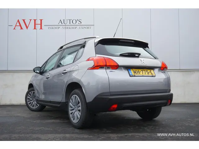 Peugeot 2008 1.2 PureTech Style 2016 Benzine 4