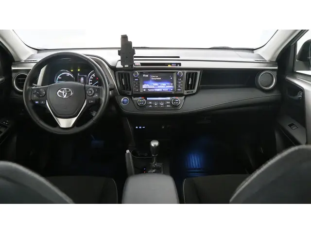 Toyota RAV4 2.5 Hybrid AWD Dynamic 2017 Hybride Benzine 35