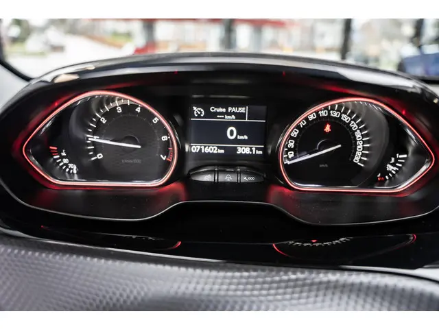 Peugeot 2008 1.2 PureTech GT-line 2018 Benzine 20