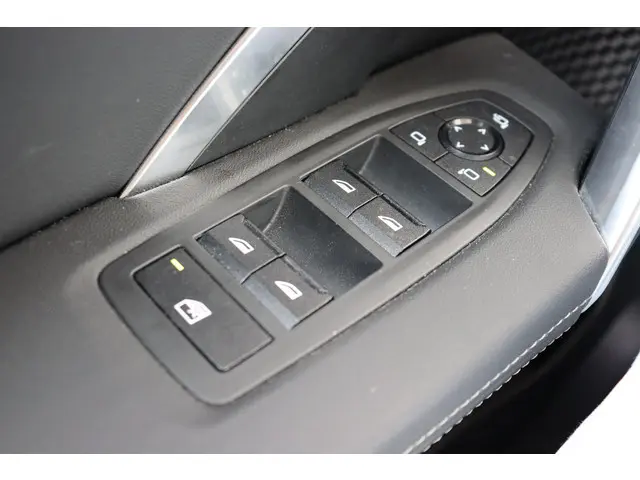 BMW iX1 eDrive20 67 kWh 2025 Elektrisch 24