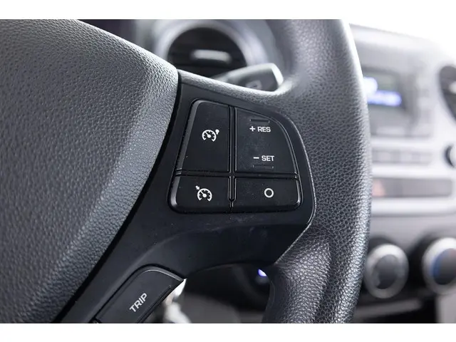 Hyundai i10 1.0i Comfort | AIRCO | BLUETOOTH . 2019 Benzine 17