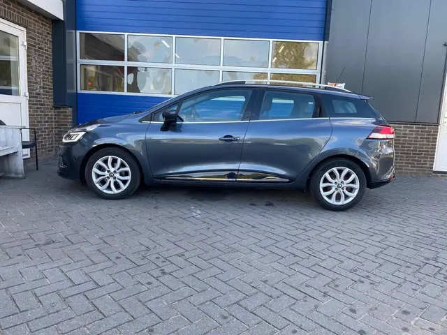 Renault Clio Estate 0.9 TCe Intens 2019 Benzine 4