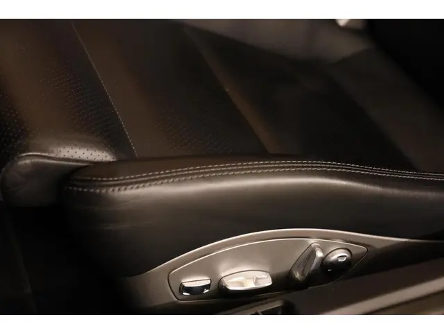 Porsche 911 Cabrio 3.8 Carrera 4S 2014 Benzine 24