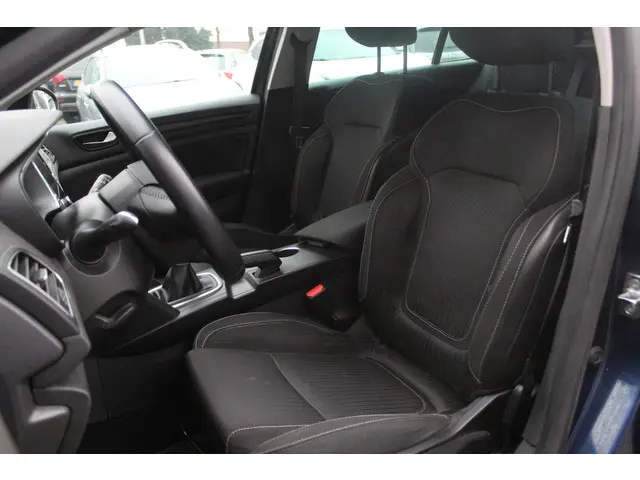Renault Mégane Estate 1.2 TCe Limited//Navi!! 2018 Benzine 5