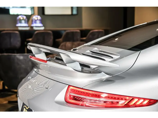 Porsche 911 3.8 Turbo Approved t/m 05-06-2027 2013 Benzine 21