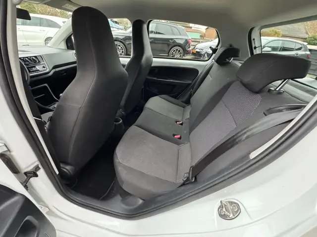 Volkswagen up! 1.0 BMT take up! 2017 Benzine 17