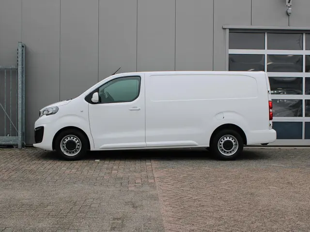 Peugeot Expert 1.5 BlueHDI 100 Long Premium 2021 Diesel 10