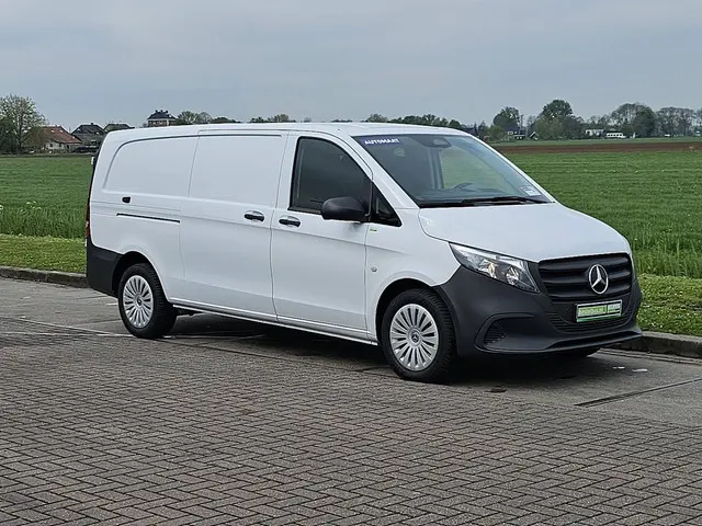 Mercedes-Benz Vito 116 2024 Diesel 5