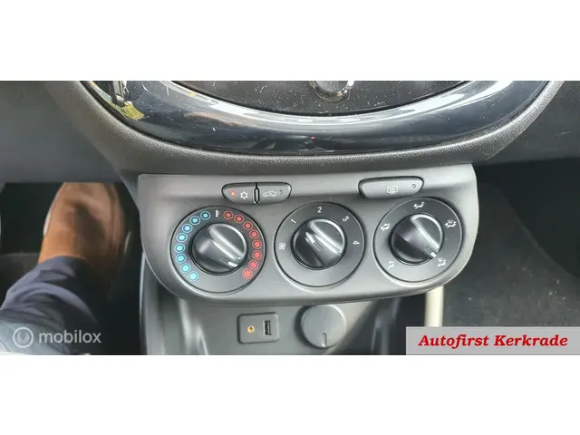 Opel Corsa 1.0 Turbo Edition 2015 Benzine 3