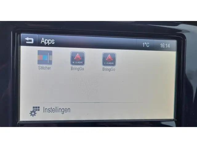 Opel ADAM 1.2 Glam 2013 Benzine 21