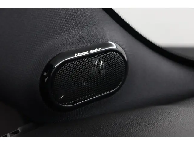 MINI Cooper Mini 1.5 60 Years Edition 2020 Benzine 47