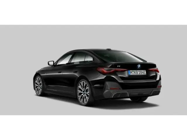 BMW i4 eDrive40 84 kWh 2023 Elektrisch 12