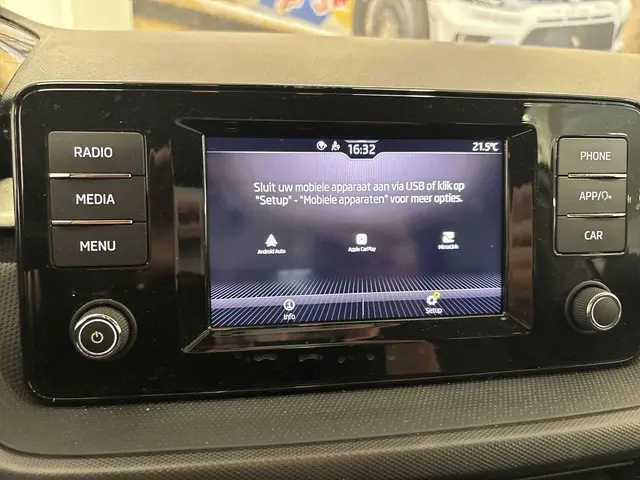 Škoda Fabia 1.0 Tsi 95pk Ambition 2023 Benzine 9