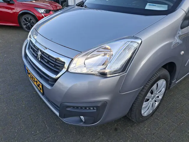 Peugeot Partner Tepee 1.2 PureTech Active 2016 Benzine 9