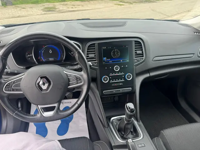 Renault Mégane Estate 1.2 TCe Limited 2017 Benzine 12