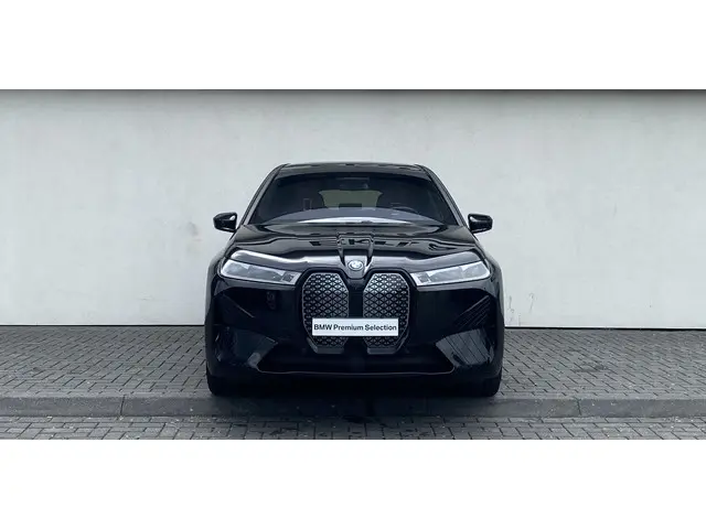BMW iX xDrive40 High Executive 77 kWh 2022 Elektrisch 24