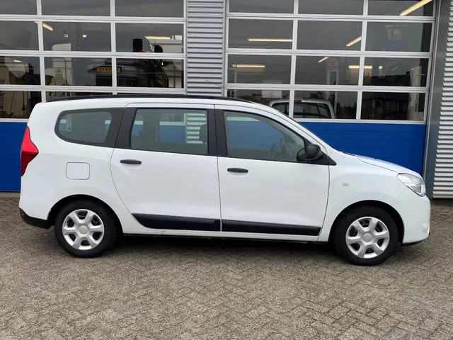 Dacia Lodgy 2