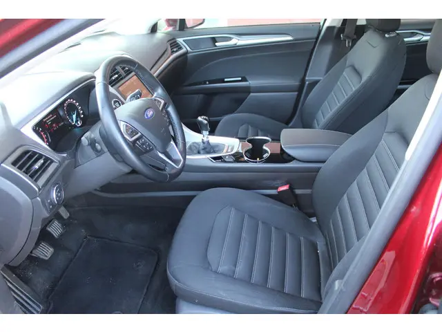 Ford Mondeo 1.0 EcoBoost 125 PK Trend 2015 Benzine 15