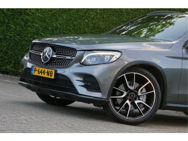 Mercedes-Benz GLC AMG GLC 43 4MATIC Night 2018 Benzine 25