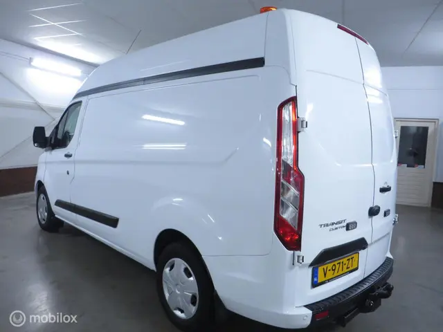 Ford Transit Custom 320 2.0 TDCI L2H2 Trend 2019 Diesel 4