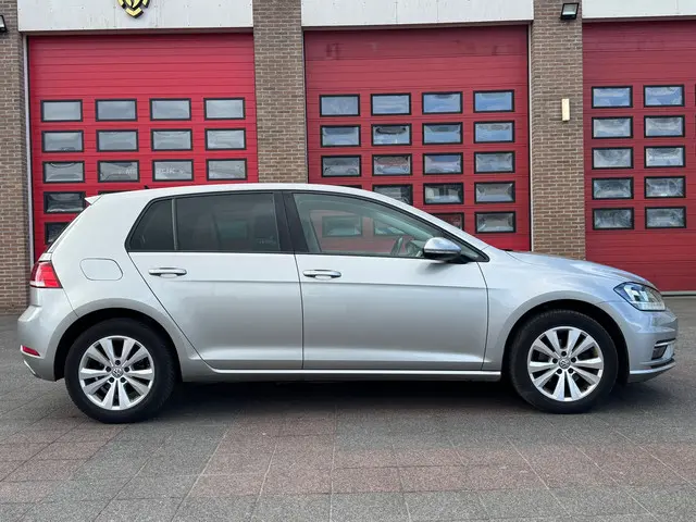 Volkswagen Golf 1.0 TSI Comfortline 2020 Benzine 5