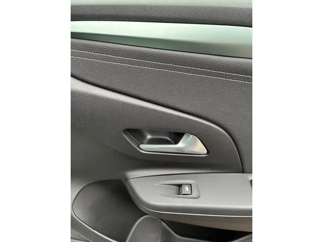 Opel Corsa 1.2 Turbo Yes 2025 Benzine 40