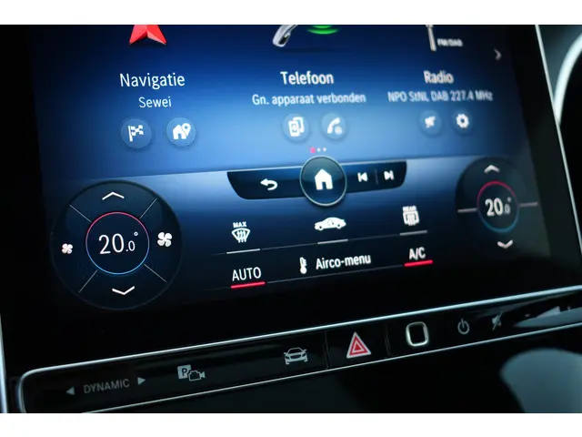 Mercedes-Benz C-Klasse Estate 200 AMG Line 2021 Benzine 48