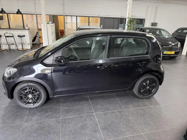 Volkswagen up! 1.0 move up! BlueMotion 2014 Benzine 4