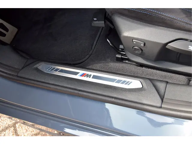 BMW 1 Serie 120i 2023 Benzine 39