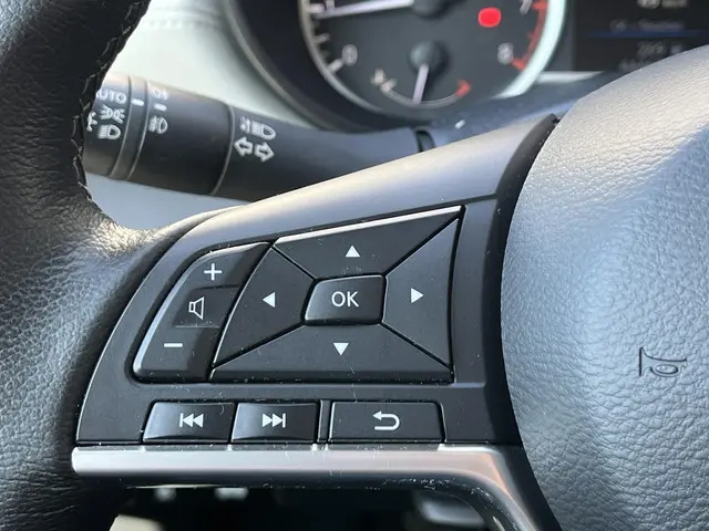 Nissan Micra 1.0 IG-T N-Connecta 2020 Benzine 25