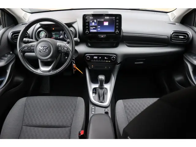 Toyota Yaris 1.5 Hybrid Dynamic 2023 Hybride Benzine 16
