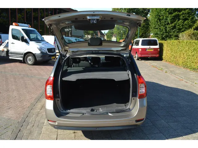 Dacia Logan MCV 0.9 TCe Prestige 2015 Benzine 22