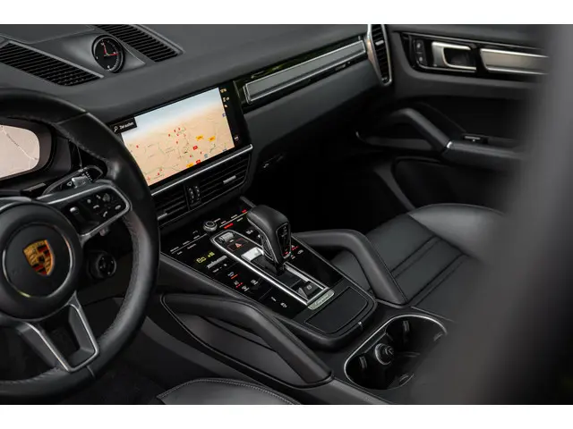 Porsche Cayenne Coupé 3.0 Platinum Edition 2022 Benzine 23