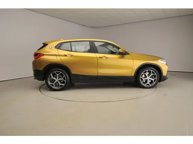 BMW X2 sDrive20i 2018 Benzine 4