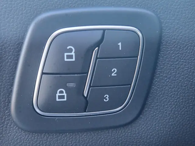 Ford Kuga 2.5 PHEV Active X 2025 Hybride Benzine 13