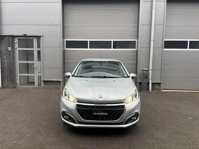 Peugeot 208 1.2 PureTech Allure 2017 Benzine 4