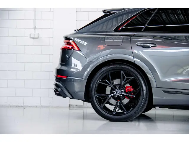 Audi SQ8 4.0 TFSI 2023 Benzine 11