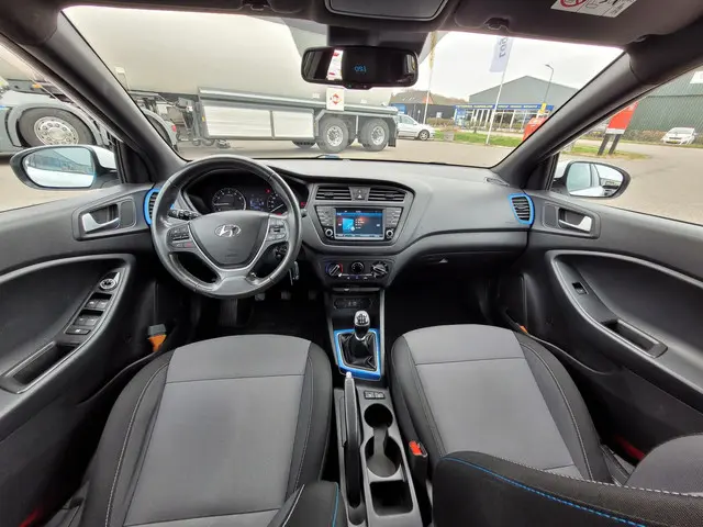 Hyundai i20 1.0 T-GDI Go! 2016 2016 Benzine 27