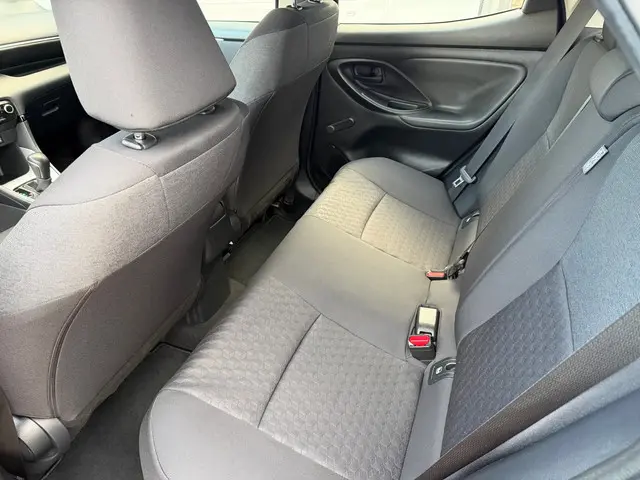 Toyota Yaris 1.5 Hybrid Active 2022 Hybride Benzine 25