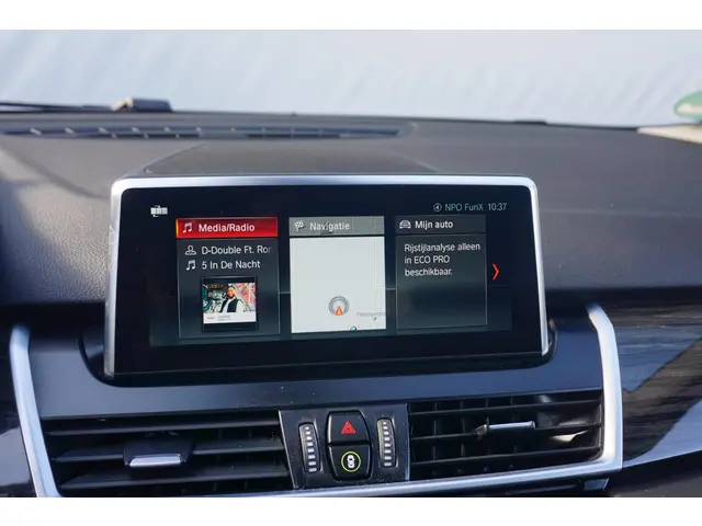 BMW 2 Serie Gran Tourer 216i 2022 Benzine 20