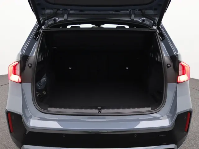 BMW iX1 eDrive20 2025 Elektrisch 29